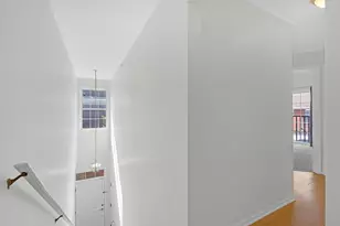 947 Kensington Dr, Northbrook, IL 60062 - Photo 4