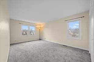 701 Viking Dr, Batavia, IL 60510 - Photo 32