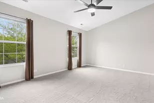 1698 Fredericksburg Ln, Aurora, IL 60503 - Photo 12
