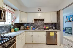 3512 W Hirsch St, Chicago, IL 60651 - Photo 10