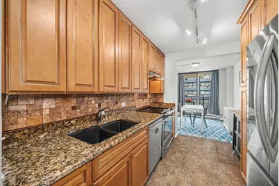 4170 N Marine Drive #11H, Chicago, IL 60613 - Photo 10