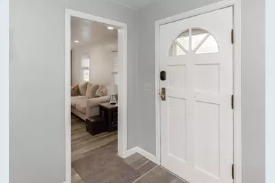 1301 53rd Street, Moline, IL 61265 - Photo 2