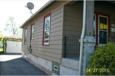 358 Calumet Boulevard, Harvey, IL 60426 - Photo 2