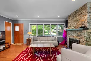 132 N Phelps Ave, Arlington Heights, IL 60004 - Photo 12