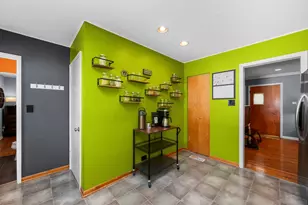 132 N Phelps Ave, Arlington Heights, IL 60004 - Photo 14