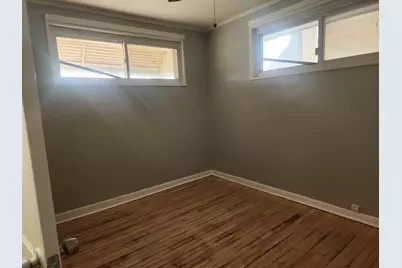 10845 S Emerald Avenue, Chicago, IL 60628 - Photo 2