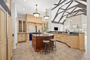 7S460 Donwood Dr, Naperville, IL 60540 - Photo 4