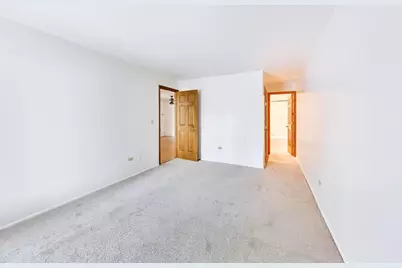 1425 Sandpebble Drive #104, Wheeling, IL 60090 - Photo 16