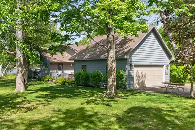 1110 White Pine Drive, Dixon, IL 61021 - Photo 2