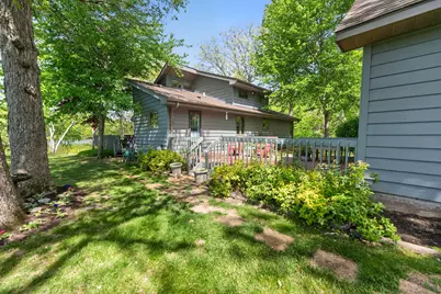 1110 White Pine Drive, Dixon, IL 61021 - Photo 4