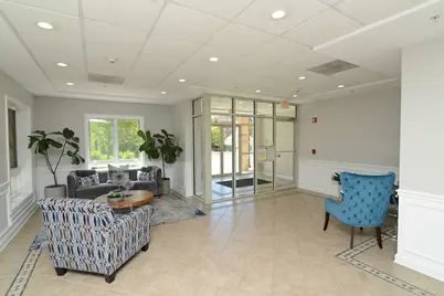 6801 N Milwaukee Avenue #707, Niles, IL 60714 - Photo 4