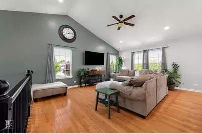 1948 Sundrop Court, Bartlett, IL 60103 - Photo 6
