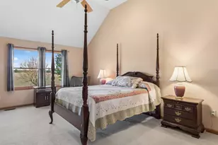 1305 W Northwind Dr, Sandwich, IL 60548 - Photo 12