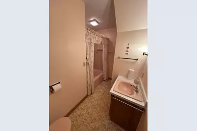 820 11th Street, Dewitt, IA 52472 - Photo 16