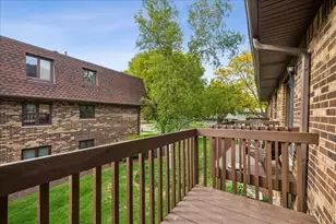 197 Uteg St, Crystal Lake, IL 60014 - Photo 14