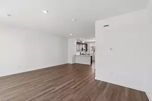 527 Yosemite Wy, Mundelein, IL 60060 - Photo 8