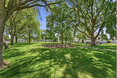 2313 Hobson Avenue, Davenport, IA 52802 - Photo 28