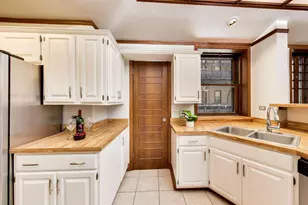 674 W Irving Park Rd, Chicago, IL 60613 - Photo 12