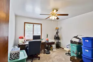 907 Illini Ave, Pontiac, IL 61764 - Photo 32
