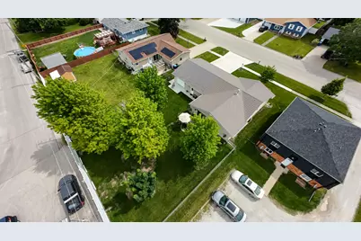 907 Illini Avenue, Pontiac, IL 61764 - Photo 72