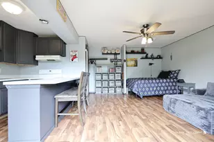 22 Jamaica Colony, Fox Lake, IL 60020 - Photo 2