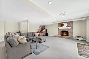 3N890 Emily Dickinson Ln, Saint Charles, IL 60175 - Photo 30