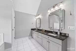 3N890 Emily Dickinson Ln, Saint Charles, IL 60175 - Photo 22