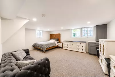 2642 N California Avenue, Chicago, IL 60647 - Photo 14