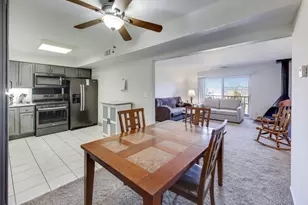 717 Killarney Ct, Schaumburg, IL 60193 - Photo 4