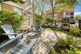 2477 W Montrose Ave, Chicago, IL 60618 - Photo 6