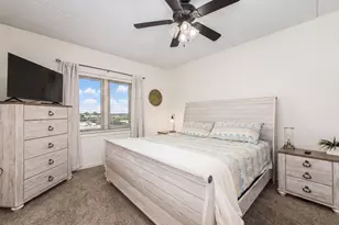8711 W Bryn Mawr Ave, Chicago, IL 60631 - Photo 10