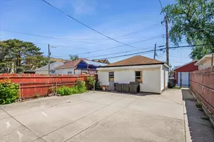 2147 N Kilpatrick Ave, Chicago, IL 60639 - Photo 24