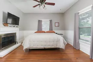 903 E Jefferson St, Bloomington, IL 61701 - Photo 32
