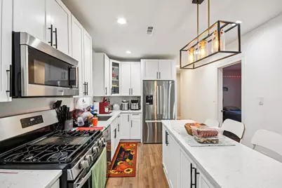 3806 W Armitage Avenue, Chicago, IL 60647 - Photo 16