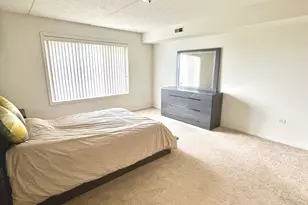 390 S Western Ave, Des Plaines, IL 60016 - Photo 14