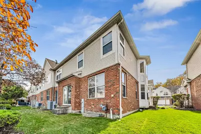 1686 Buckingham Drive, Des Plaines, IL 60016 - Photo 38