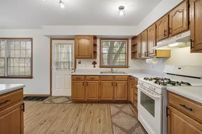 26 Miller Road, Lake in the Hills, IL 60156 - Photo 8
