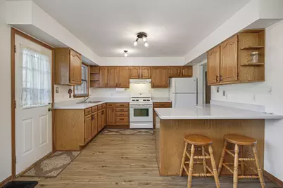 26 Miller Road, Lake in the Hills, IL 60156 - Photo 6
