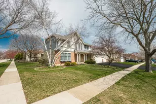 1404 Halifax Dr, Mundelein, IL 60060 - Photo 64