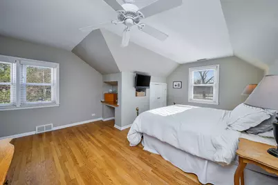 541 Park Row, Glen Ellyn, IL 60137 - Photo 18