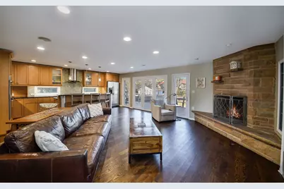 541 Park Row, Glen Ellyn, IL 60137 - Photo 10