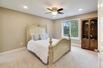 213 Justins Court, Vernon Hills, IL 60061 - Photo 56
