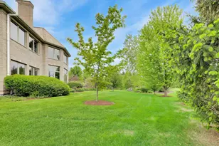 213 Justins Ct, Vernon Hills, IL 60061 - Photo 86