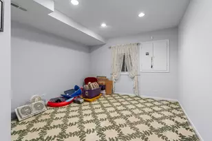 1983 Wilshire Ct, Buffalo Grove, IL 60089 - Photo 36