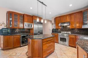 1983 Wilshire Ct, Buffalo Grove, IL 60089 - Photo 16