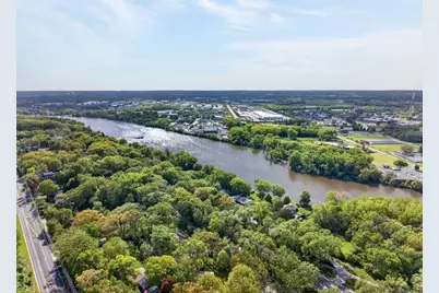 1563 Deer Pointe Drive, South Elgin, IL 60177 - Photo 34