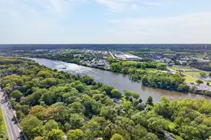 1563 Deer Pointe Dr, South Elgin, IL 60177 - Photo 34