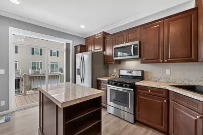 1563 Deer Pointe Drive, South Elgin, IL 60177 - Photo 4