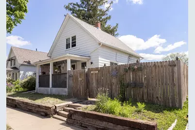1413 40th Street, Rock Island, IL 61201 - Photo 2