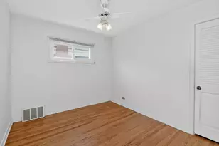 2213 Park Ave, North Riverside, IL 60546 - Photo 10